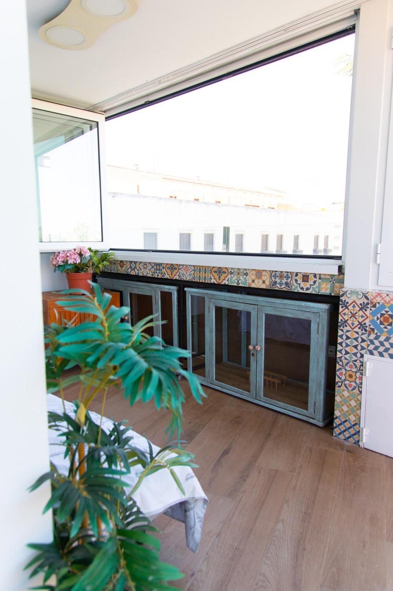 Alojamientos Puerta Palma Con Vistas Y Parking Badajós Exterior foto